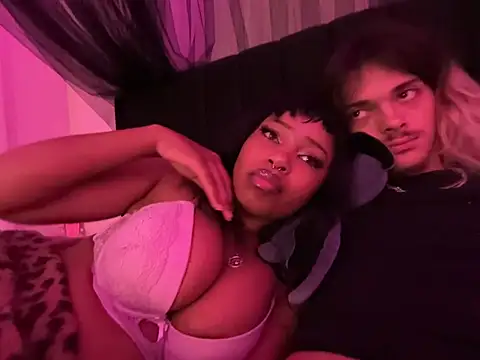 Онлайн чат XXX venusfairys
