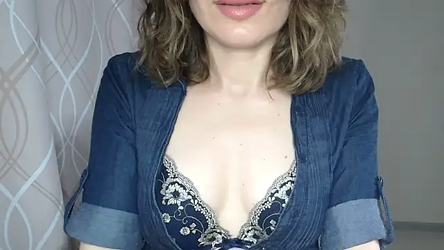 miss__Sophie: онлайн-секс-чат