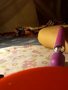 Chat XXX en directo de -Tara-a