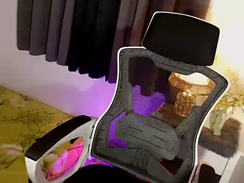 Živý XXX chat MajesticKitana