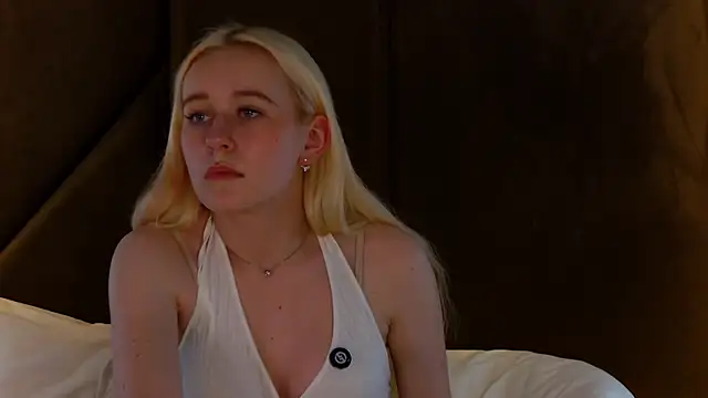 EmmaLaurentis Chat XXX live