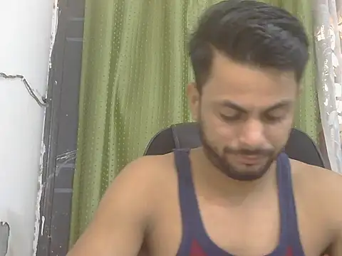 Czat XXX na żywo – Stubborndesiboy