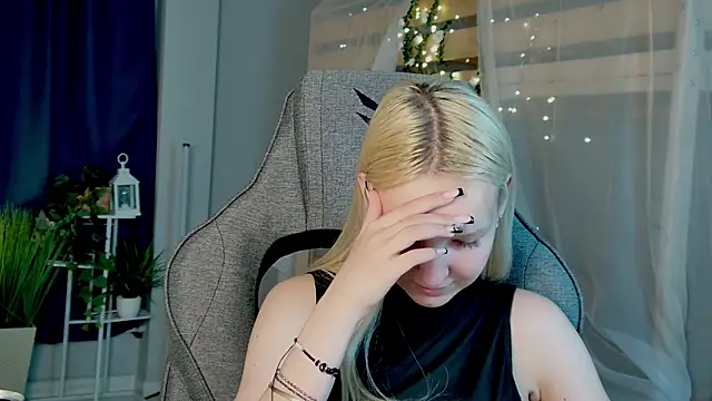 MaoqiBeverly's Live XXX Chat