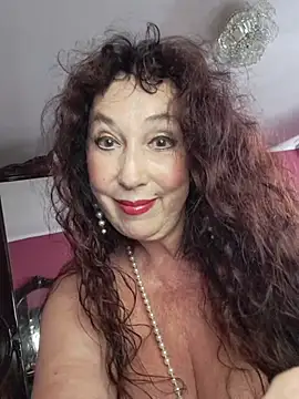 GypsyEsmeralda Chat XXX in diretta