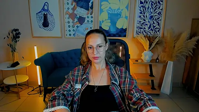 Charlotte_Hudson's Live XXX Chat
