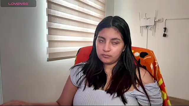 XXX chat uživo modela cloe_small