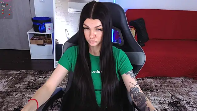 AnacondaOnn's Live XXX Chat