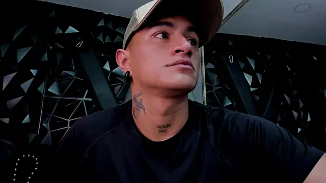 LiamDeepsn Live XXX chat