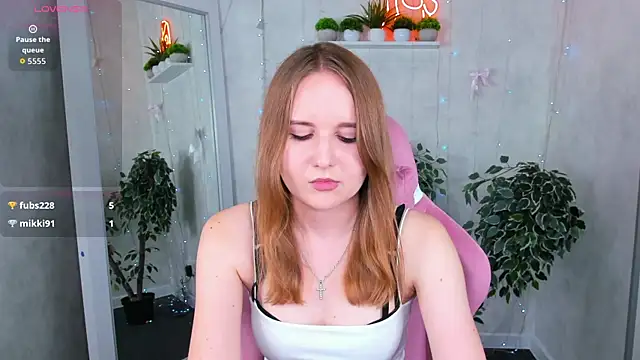 Chat +18 de Emmaa_Kimm ao vivo