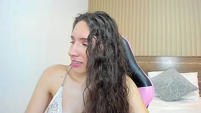 Chatroom XXX en direct de valeryn__rosse