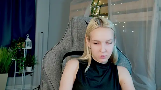 Chat XXX en directo de MaoqiBeverly