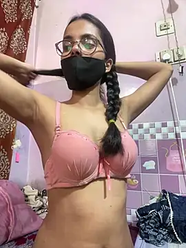 Sandhya_77's Live XXX Chat