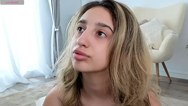 Chat +18 de JullyFox ao vivo