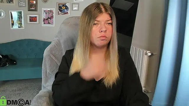 Stefania-sweet Chat XXX in diretta