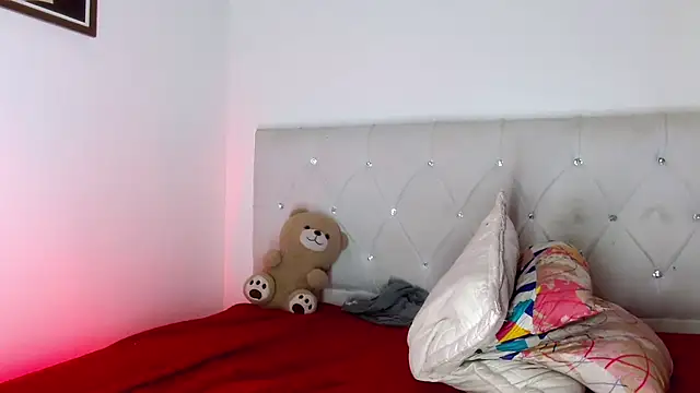 Angel_foxc13 – Naživo XXX chat