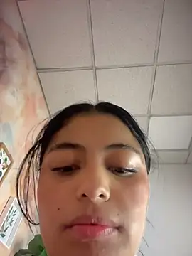 Chat XXX en directo de PippiCharmXXX