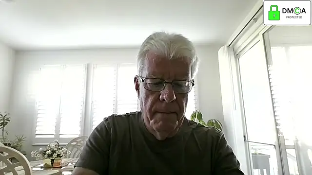 NeoOnSC: απευθείας συνομιλία ΧΧΧ