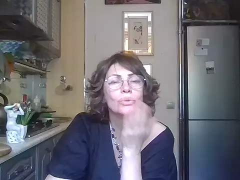 แชท XXX สดของ Baby-Matilda