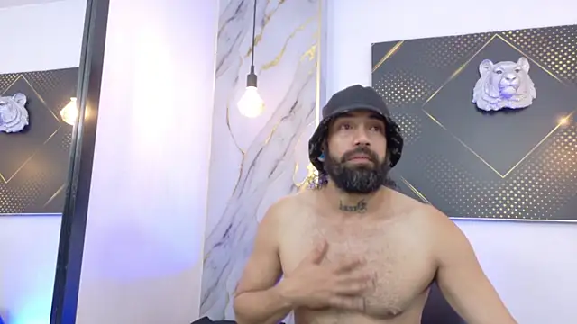 theronnyone live XXX chat