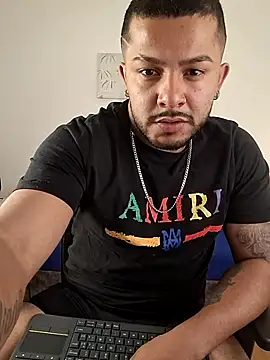 Chatroom XXX en direct de BrunoSilva_
