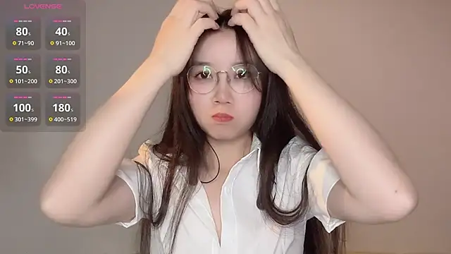 77-Vicky Live XXX-chat
