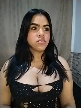 Bicky_25 Chat XXX live