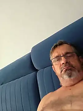 Axer1960 – Naživo XXX chat