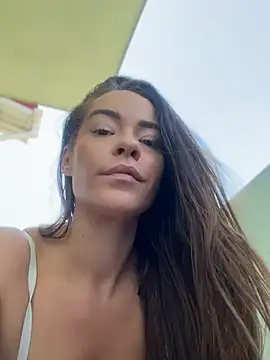 XXX chat uživo modela Miss_Mina