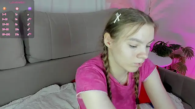 St_Ormy's Live XXX Chat