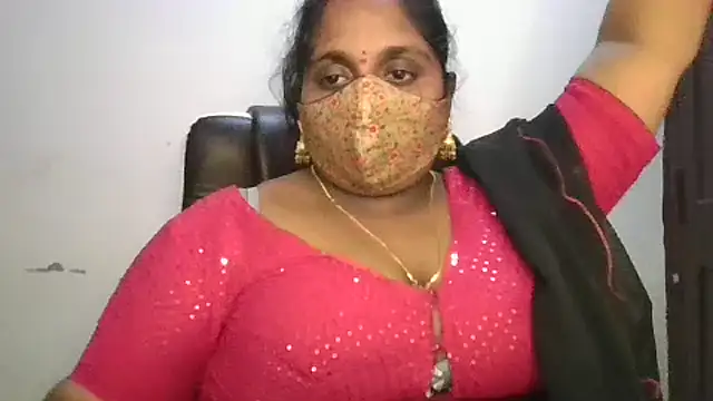Divyahoty's Live XXX Chat