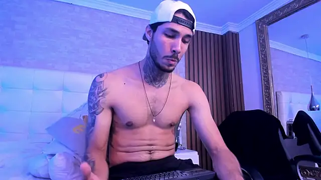 Chat XXX en directo de JacksonGreenn