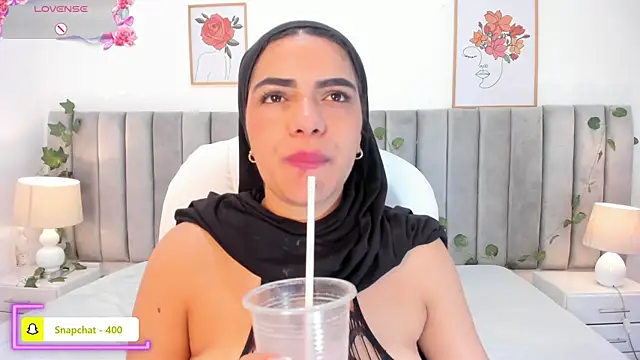 Umarani_'s Live XXX Chat