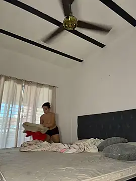 Eva_stark10 লাইভ XXX চ্যাট