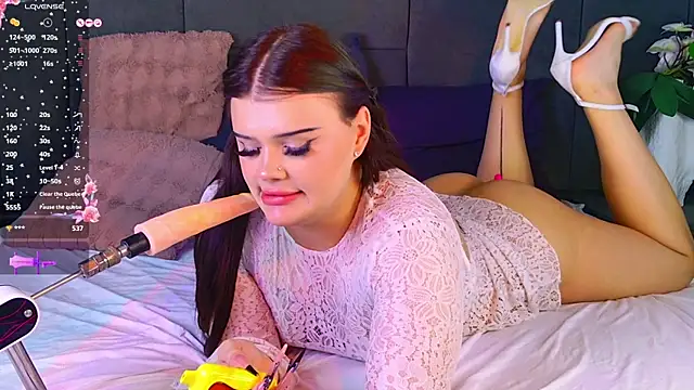 EvaaLane élő XXX-chatje