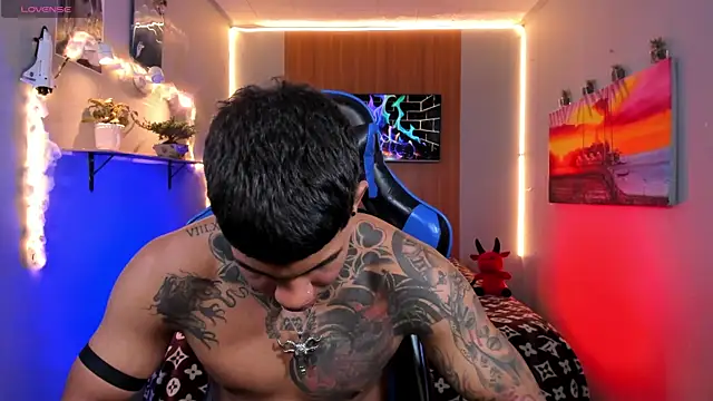 แชท XXX สดของ Damian_latinxxx