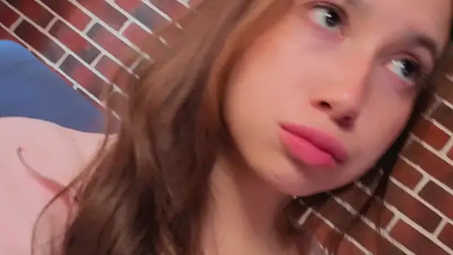 XXX chat uživo modela DanPardun