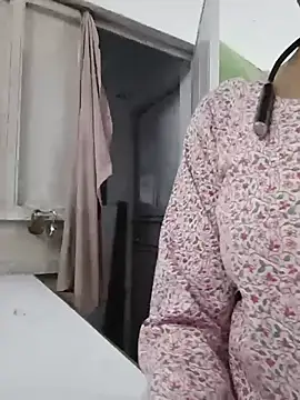 צ'אט XXX בשידור חי של KumarSilencesex21