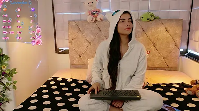 Chat +18 de Georgia_Candy ao vivo