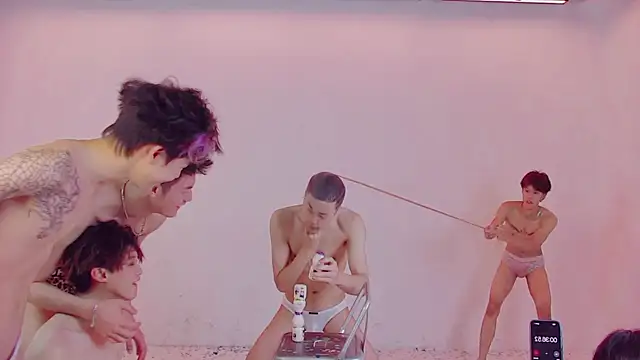 TNT-888のライブXXXチャット