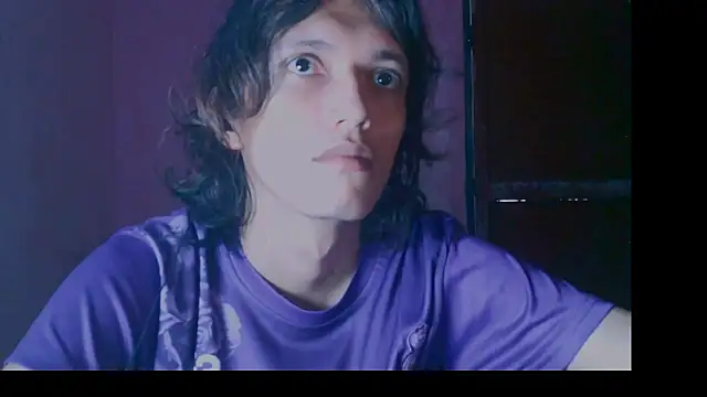 cherryuwu XXX чат на живо