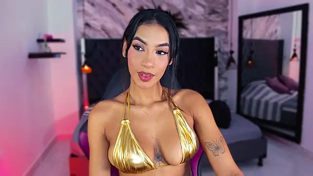 kitty_collins_ Chat XXX in diretta