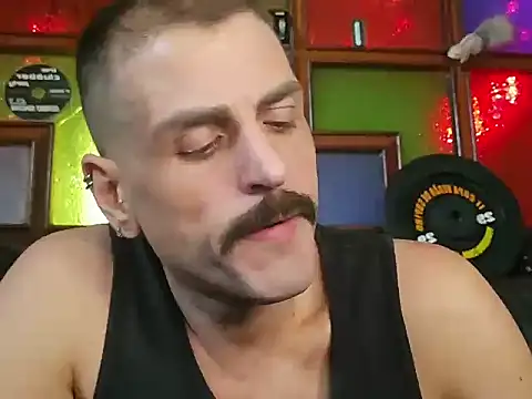Chat XXX en directo de BrunoAlphaBR