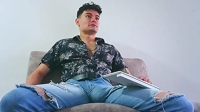 แชท XXX สดของ jhohannes-maximo