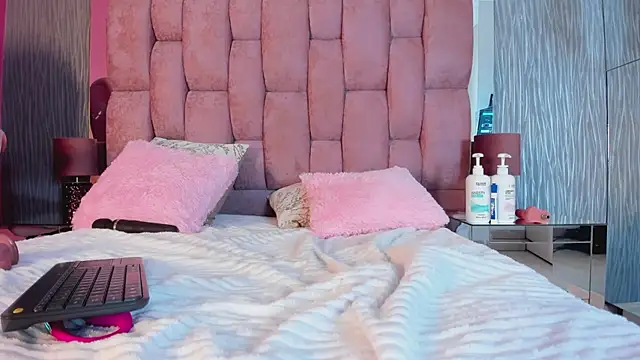 Ashly_bloom_'s Live XXX Chat