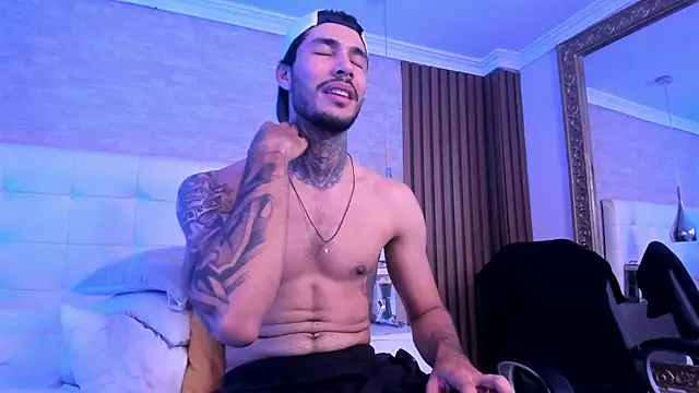 JacksonGreenn Live XXX-Chat