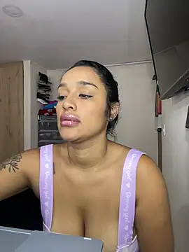 Živý XXX chat KatalinnaBrown