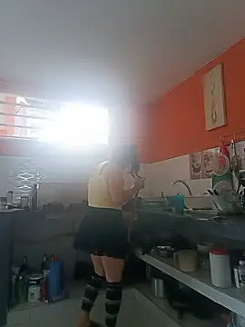 katysquirtdirty's Live XXX Chat