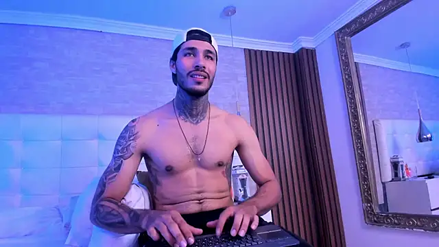 JacksonGreenn live XXX chat