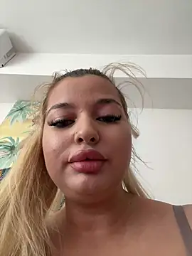 AllysonK লাইভ XXX চ্যাট