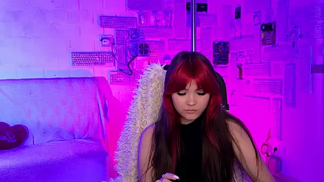 EvaThopson's Live XXX Chat